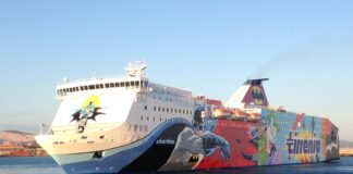 Odissea sulla nave Tirrenia: il viaggio Genova-Porto Torres è durato 20 ore