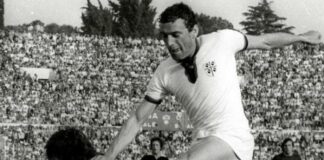 Al centenario Renato la maglia del Cagliari Calcio
