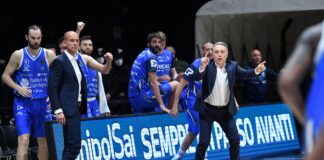 Dinamo, coach Bucchi: “I rimbalzi in attacco hanno deciso la partita”