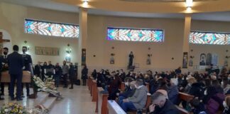Addio Gavinuccio l’ultimo concerto è dentro la chiesa