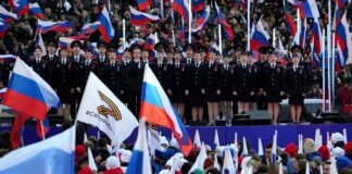 Mosca, oltre 200 mila a concerto per anniversario Crimea