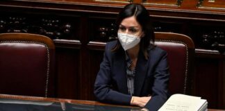 Carfagna,con Zes regime autorizzazione unica per investitori
