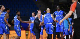 Dopo Pesaro, Bucchi contrariato ma difende la squadra: “Tante cose positive”