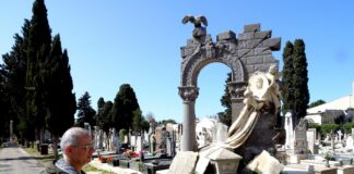 Sassari, un pasticcere fra le tombe: “Così racconto il passato”