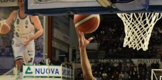 La Dinamo vuole fare la SpaccaNapoli