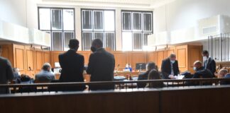 Processo Ippocrate, l’infermiera: «Così mi ha aiutato al concorso»