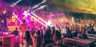 Il Phi beach apre le danze, comincia l’estate in Costa