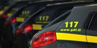 ‘Ndrangheta: operazione Gdf contro cosca crotonese,9 arresti
