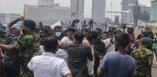 Sri Lanka:attivisti bloccano aeroporto per fermare fuga politici