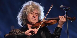 Maturità: Branduardi, tema su musica giusto, ha potere enorme