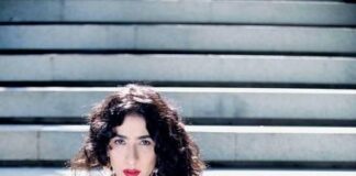 Marisa Monte: «Il mare della Sardegna mi ha riempito il cuore. Sono felice di tornare»